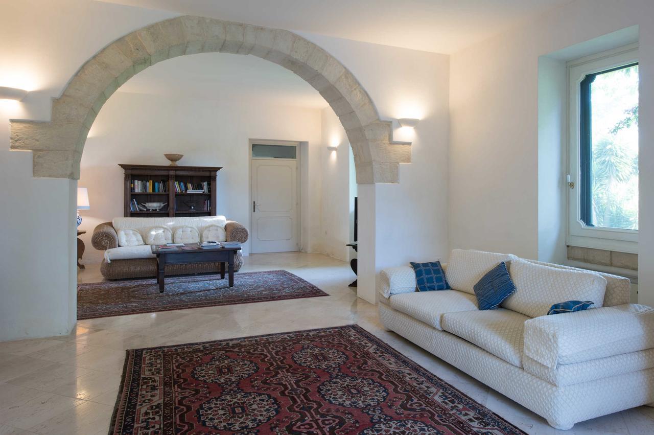 Castello Di Casamassella Bed & Breakfast Room photo